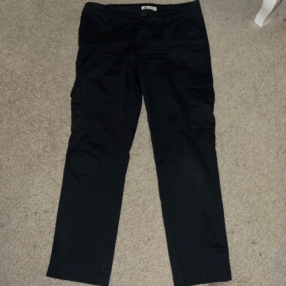 Dickeys Women Relaxed Fit Cargo Pants 6R.